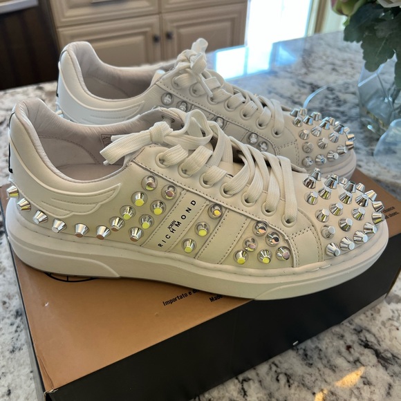 John Richmond studded leather sneaker - Picture 5 of 9